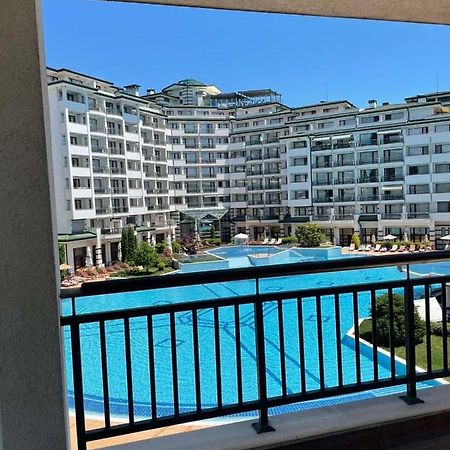 Private Apartments In Emerald Равда Екстер'єр фото