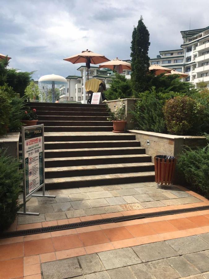 Private Apartments In Emerald Равда Екстер'єр фото