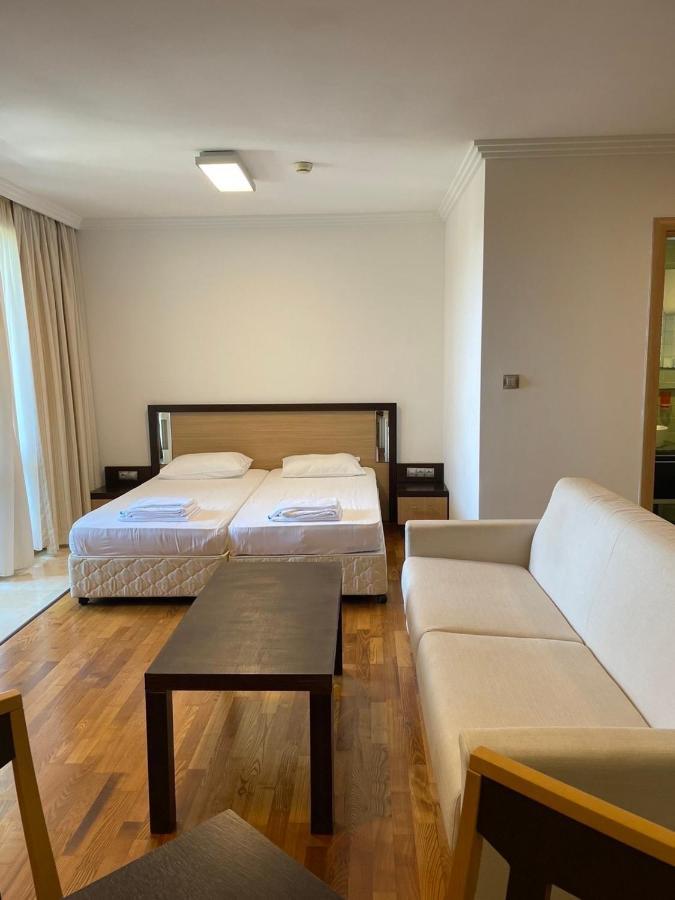 Private Apartments In Emerald Равда Екстер'єр фото