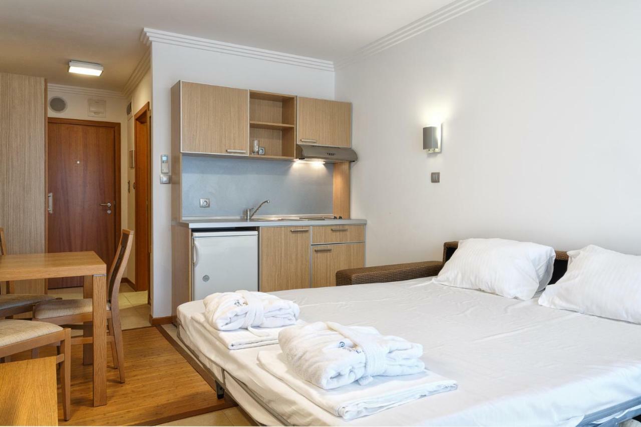 Private Apartments In Emerald Равда Екстер'єр фото